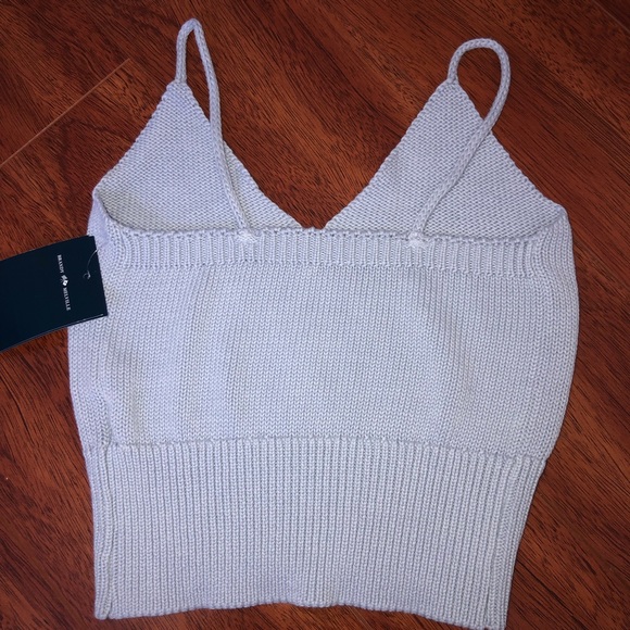 Brandy Melville PERIWINKLE Luna Knit Tank - Picture 4 of 5